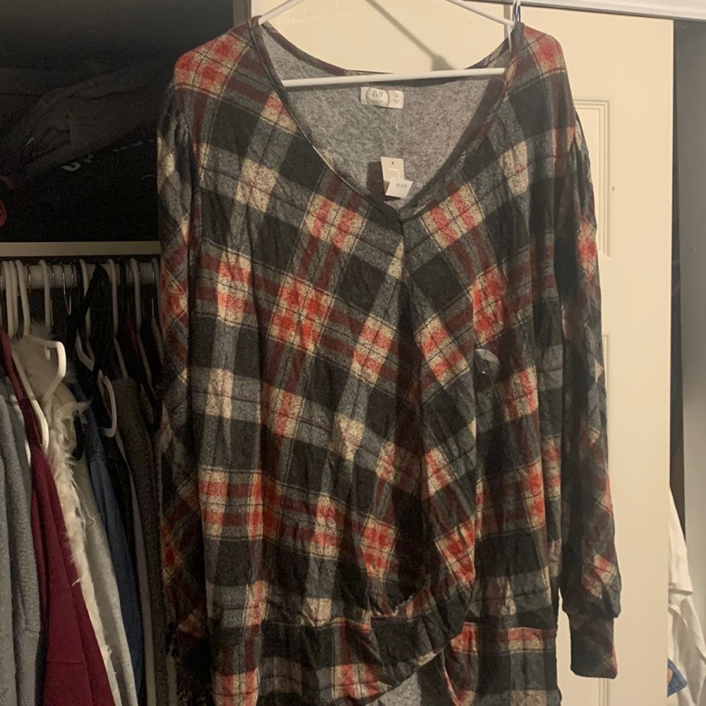 3x Christmas Maurice’s shirt